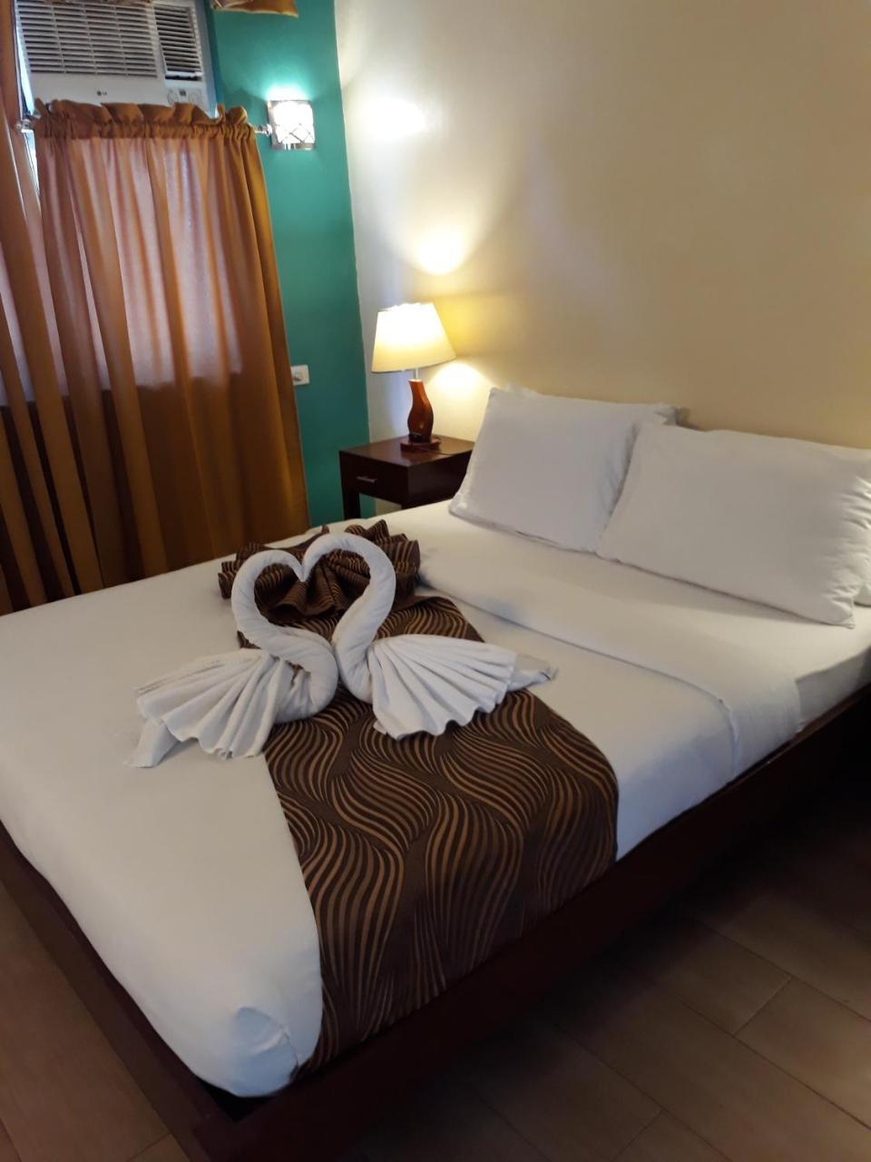 Sea Garden Resort Iloilo Экстерьер фото